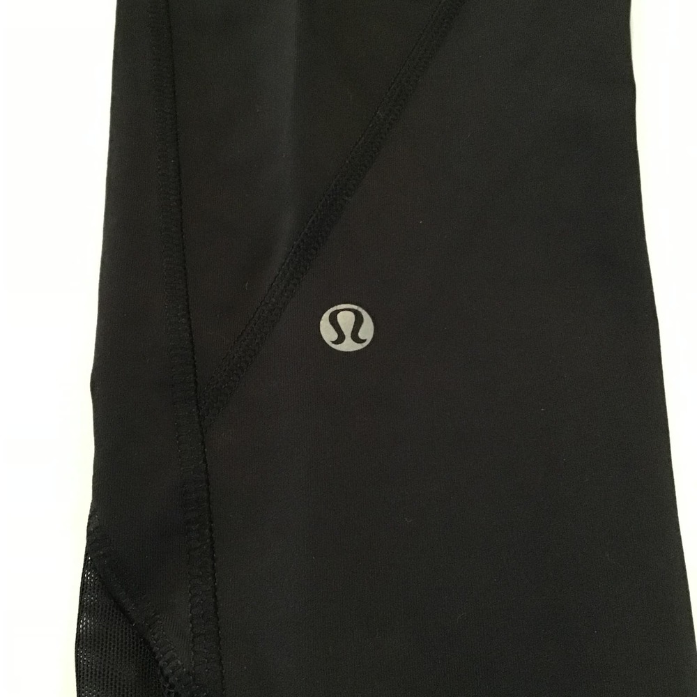 Lululemon Women Size 6 Black Crop Yoga Pants Black Sheer Ankles - Picture 7 of 9
